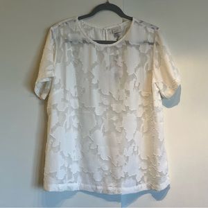 NEW! [A new day] white sheer floral top